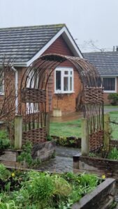 rose arch steel woven with willow