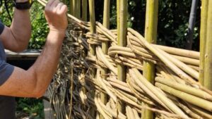 Weaving Hurdles & Garden Screens