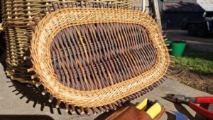 Make a willow Catalan Platter